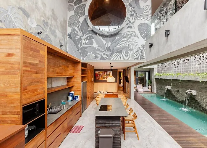 Niven Villa *